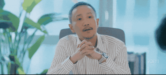 赢博体育这才是切实的职场气氛啊！《烈日伴我》肖战重溺式演我上班(图10)