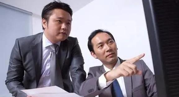 赢博体育职场中混得好的中年人都早早看透了3个究竟比你尽力管用