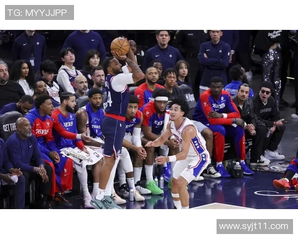 2017年尼克斯与黄蜂激战回顾球员表现与精彩瞬间全解析 2017年尼克斯与黄蜂激战回顾球员表现与精彩瞬间全解析